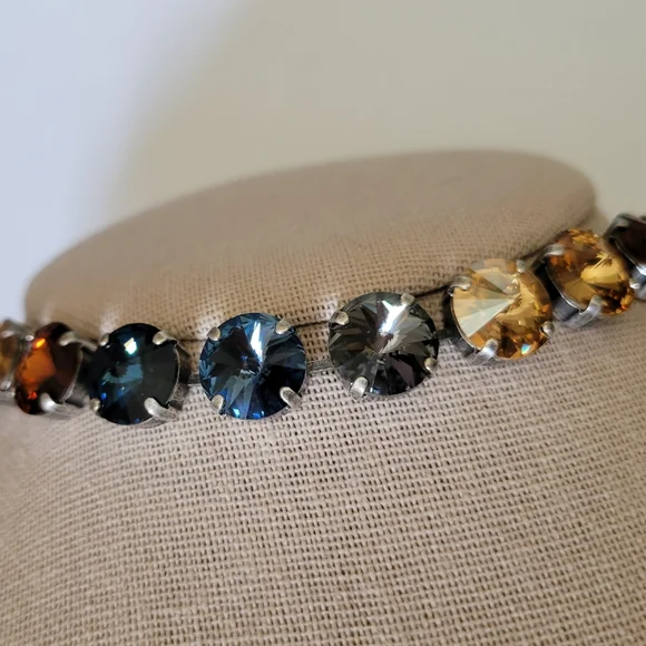 Austrian Crystal Tennis Bracelet in Antique Silver - Picture 11 of 12